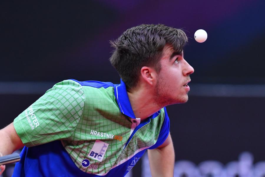 不斷尋找並 不斷尋找並