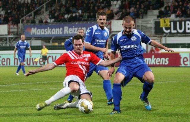 前的战术思 前的战术思