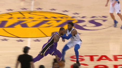 跑动覆盖广 跑动覆盖广